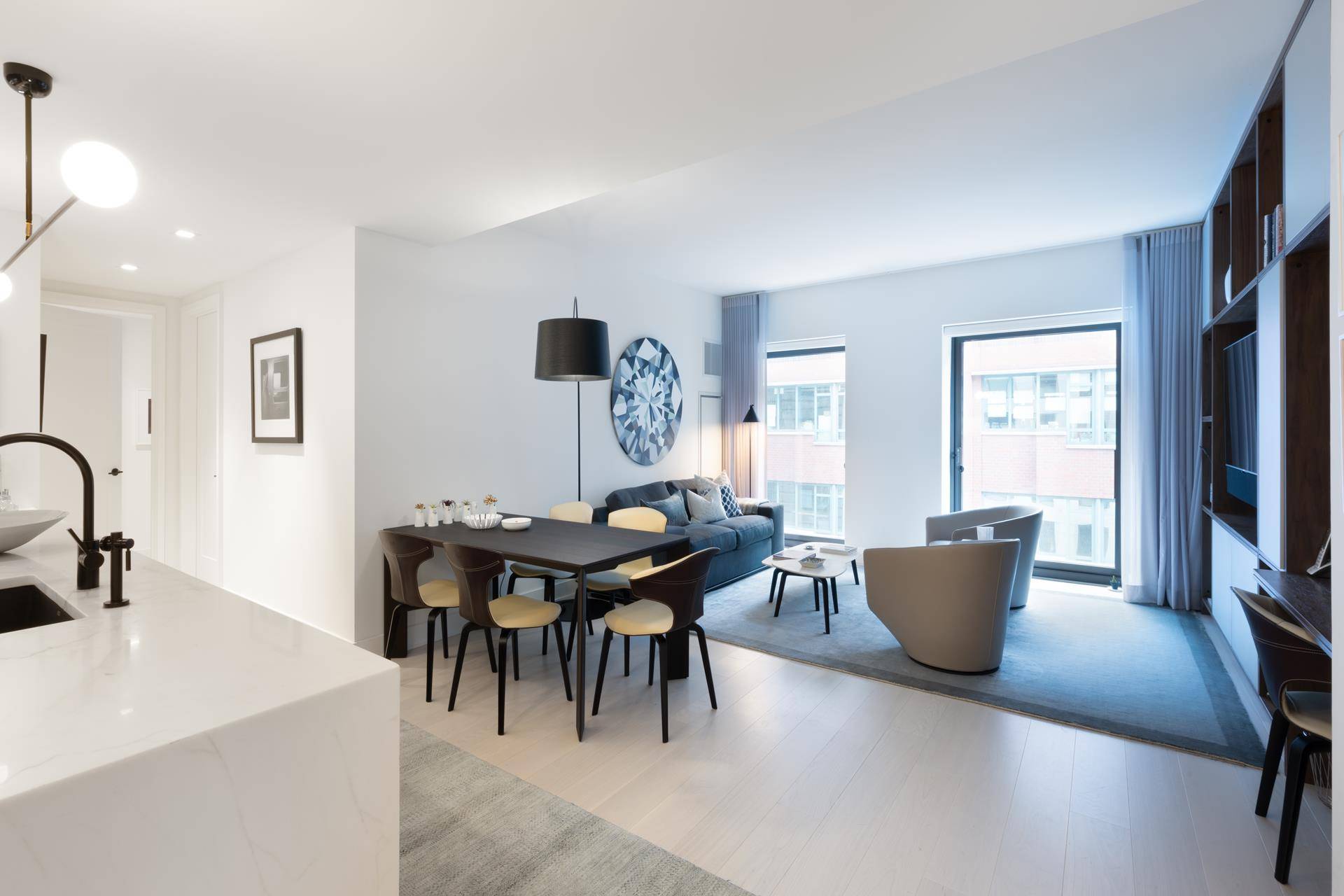Located conveniently between Union Square, Chelsea and the Flatiron 55 West 17th is a beautifully designed brand new luxury condominium building by Toll Brothers.