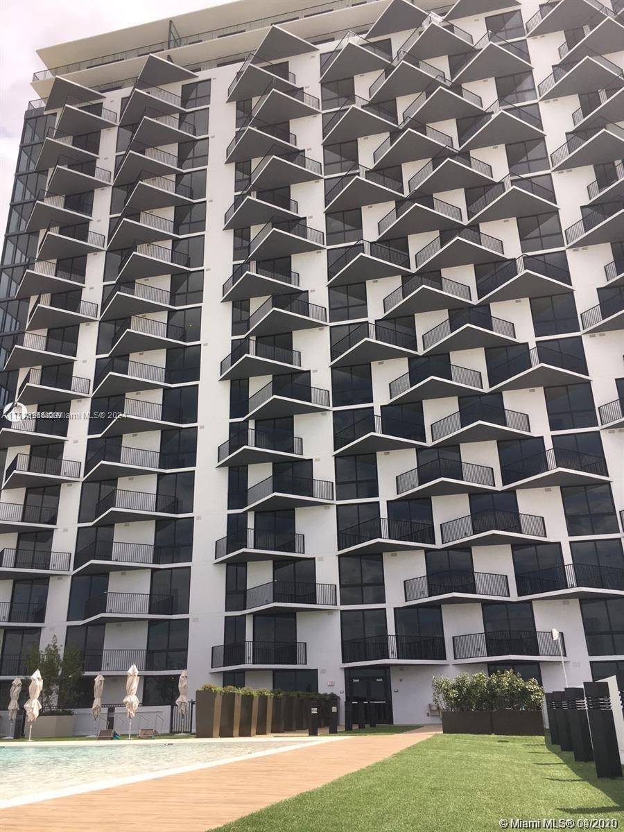 PERFECT UNIT IN DOWNTOWN DORAL, THE UNIT HAS STORAGE.