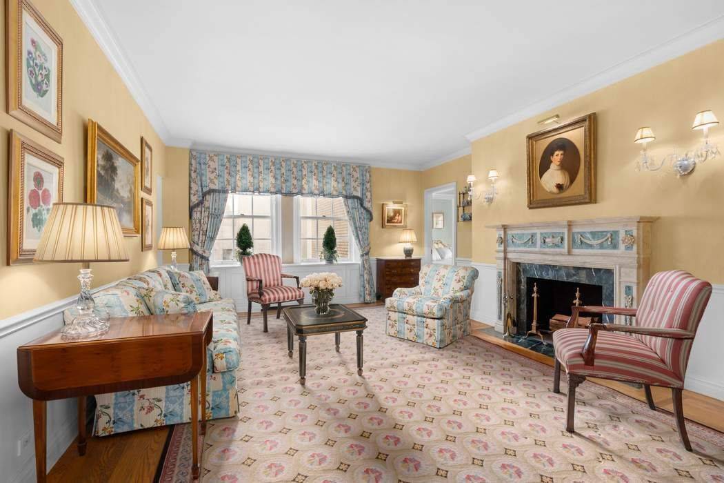 Perfect pied a terre at 3 East 77 Street, one of the finest pre war cooperatives in New York.