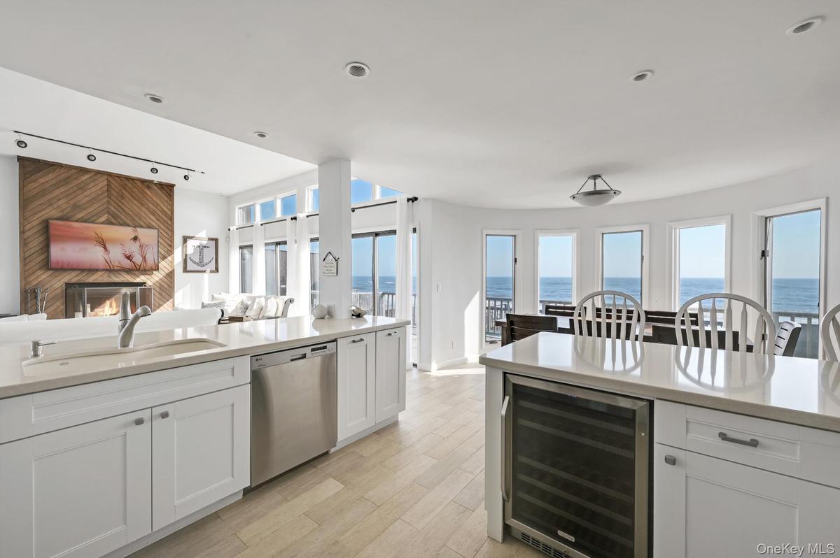 Oceanfront and Bayfront Kitchen