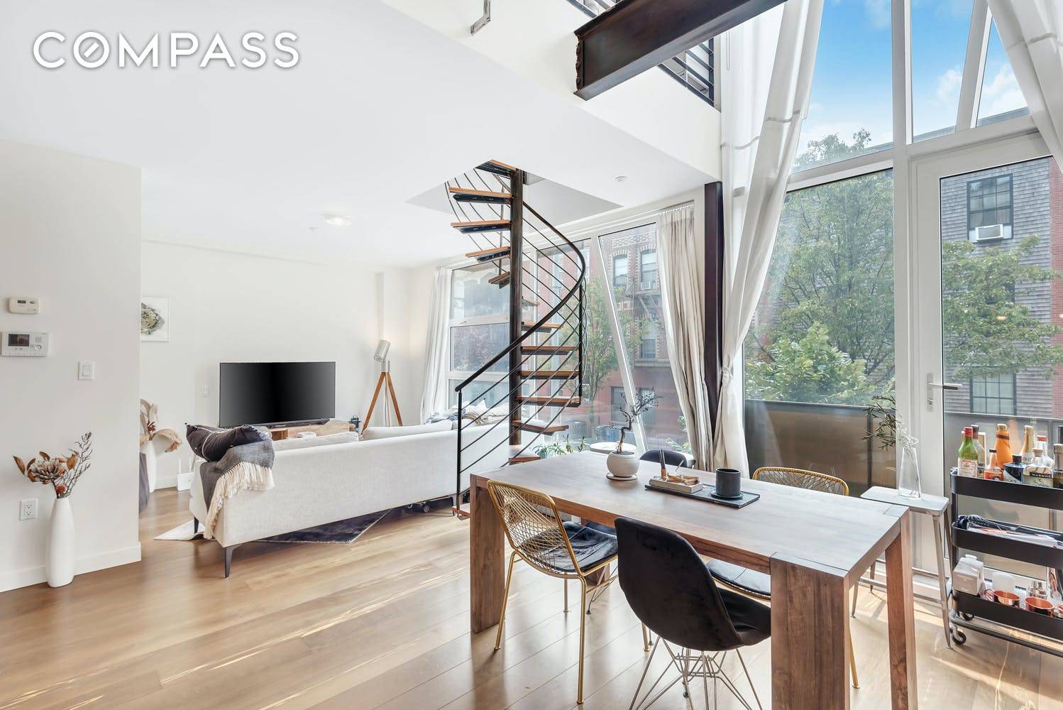 Supremely situated in the prime center of Williamsburg, this stunning open concept Duplex residence, with floor to ceiling massive windows, 1 bedroom, and two full bathrooms, is not to be ...