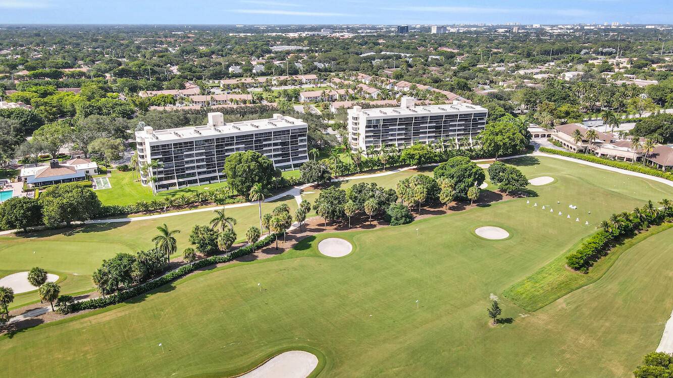 SPACIOUS 2 2 APARTMENT WITH PANORAMIC VIEWS OF GOLF COURSE.