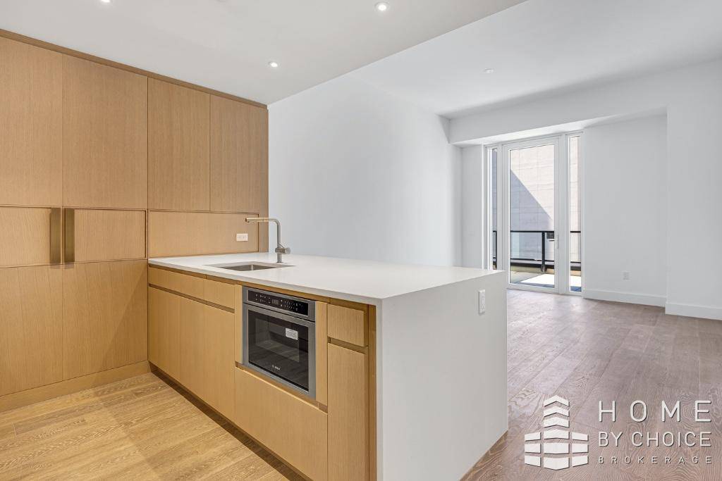 Be the first lo live in this spectacular 802 sqft one bedroom with a PRIVATE TERRACE in the Brooklyn Grove !
