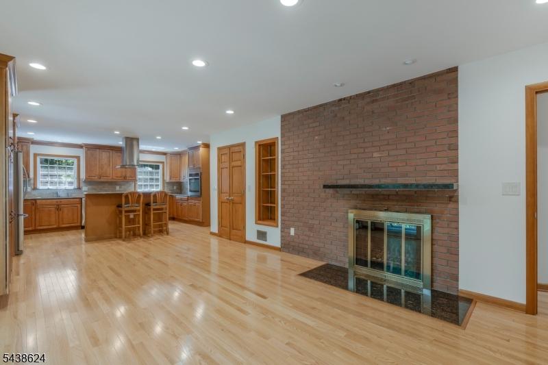 Family room to Kitchen