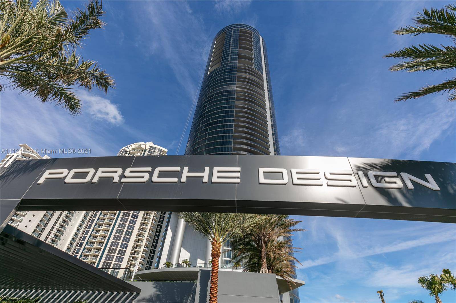 SPECTACULAR FULLY FURNISHED RESIDENCE AT PORSHE DESIGN TOWER WITH UNOBSTRUCTED OCEAN VIEW.