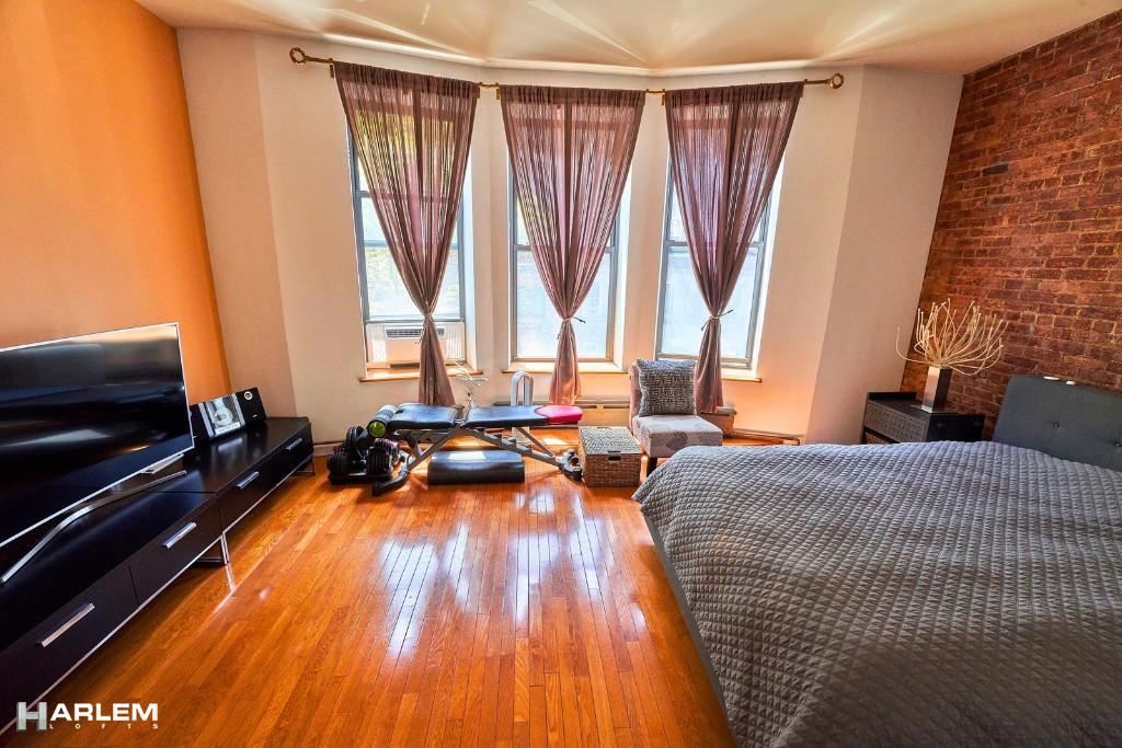 Duplex Primary Bedroom