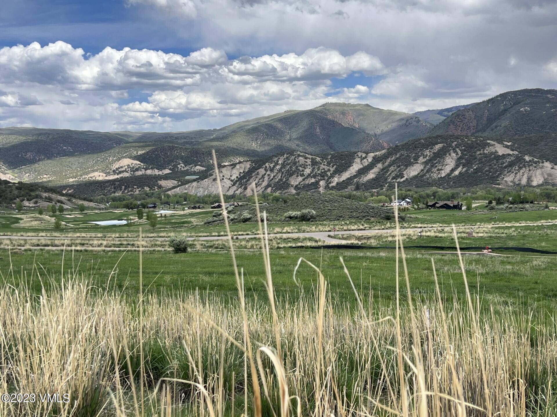 Easy Buildable Homesite offering 360 degree elevated views overlooking the Brush Creek Valley, views in the distant of ridge of The Summit at Cordillera, and the coveted Frost Creek Draw.