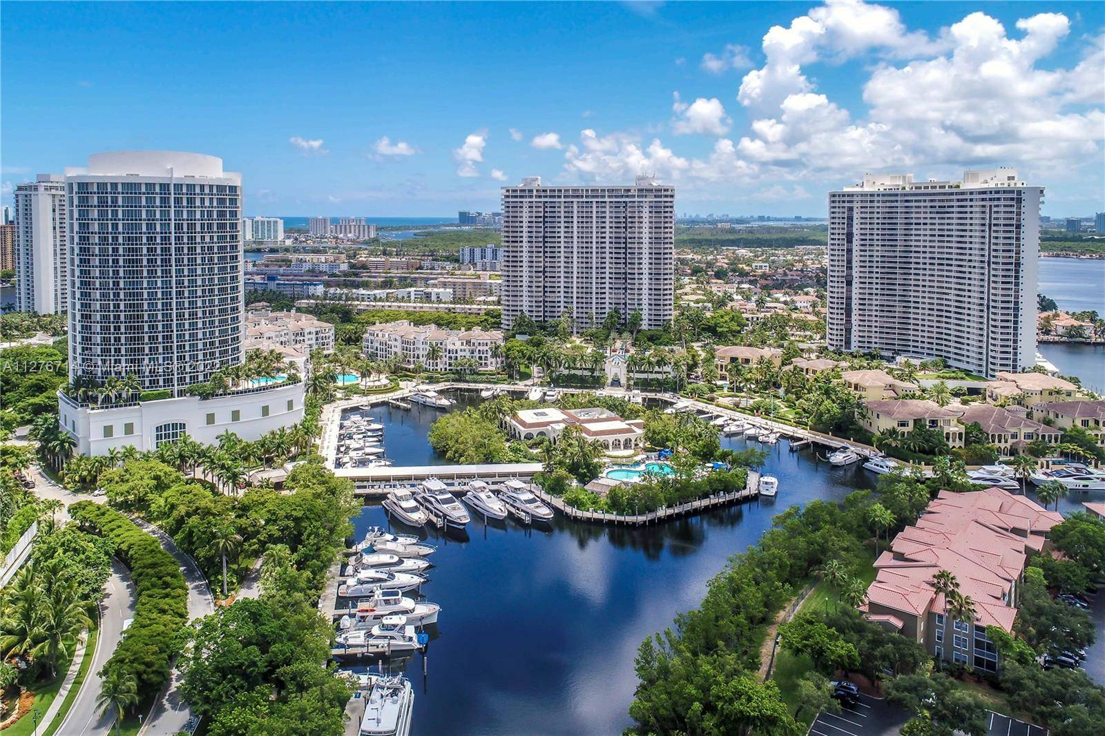 WELCOME TO WILLIAMS ISLAND EXCLUSIVE LOCATION IN AVENTURA !
