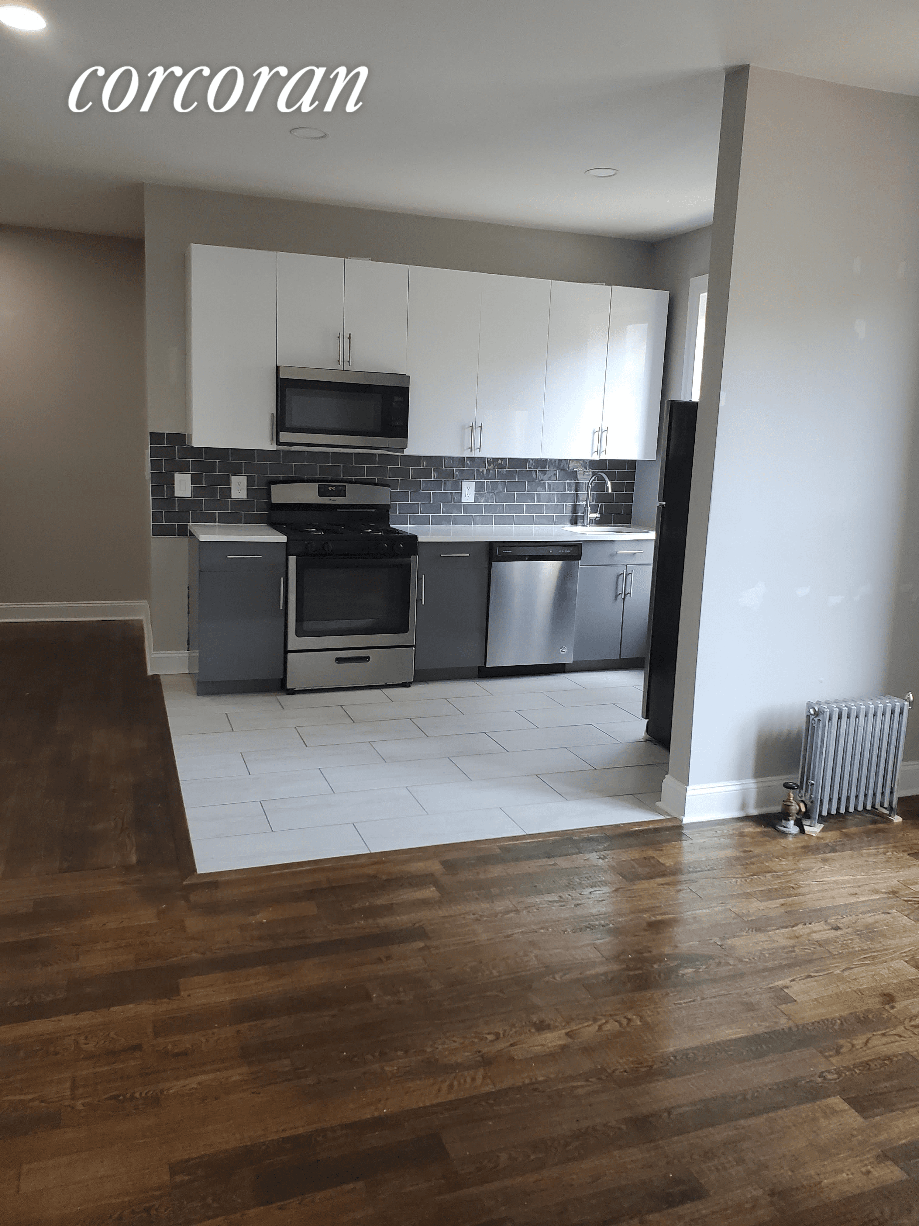 Massive 3 Bedroom with laundry Prime Location Brooklyn College location Washer and Dryer in unit 3 equal sized bedrooms