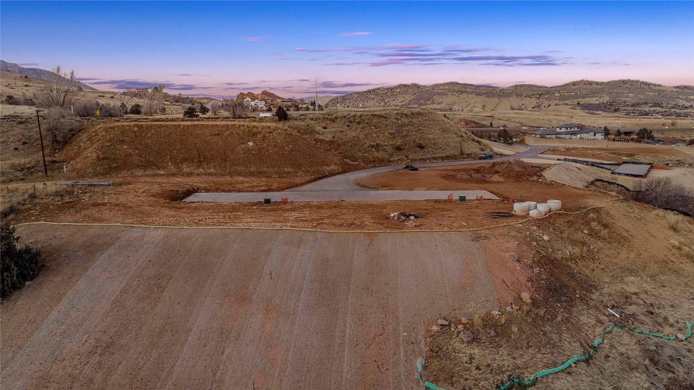 Welcome to your dream home location nestled in the foothills near the vibrant Denver metropolitan area !