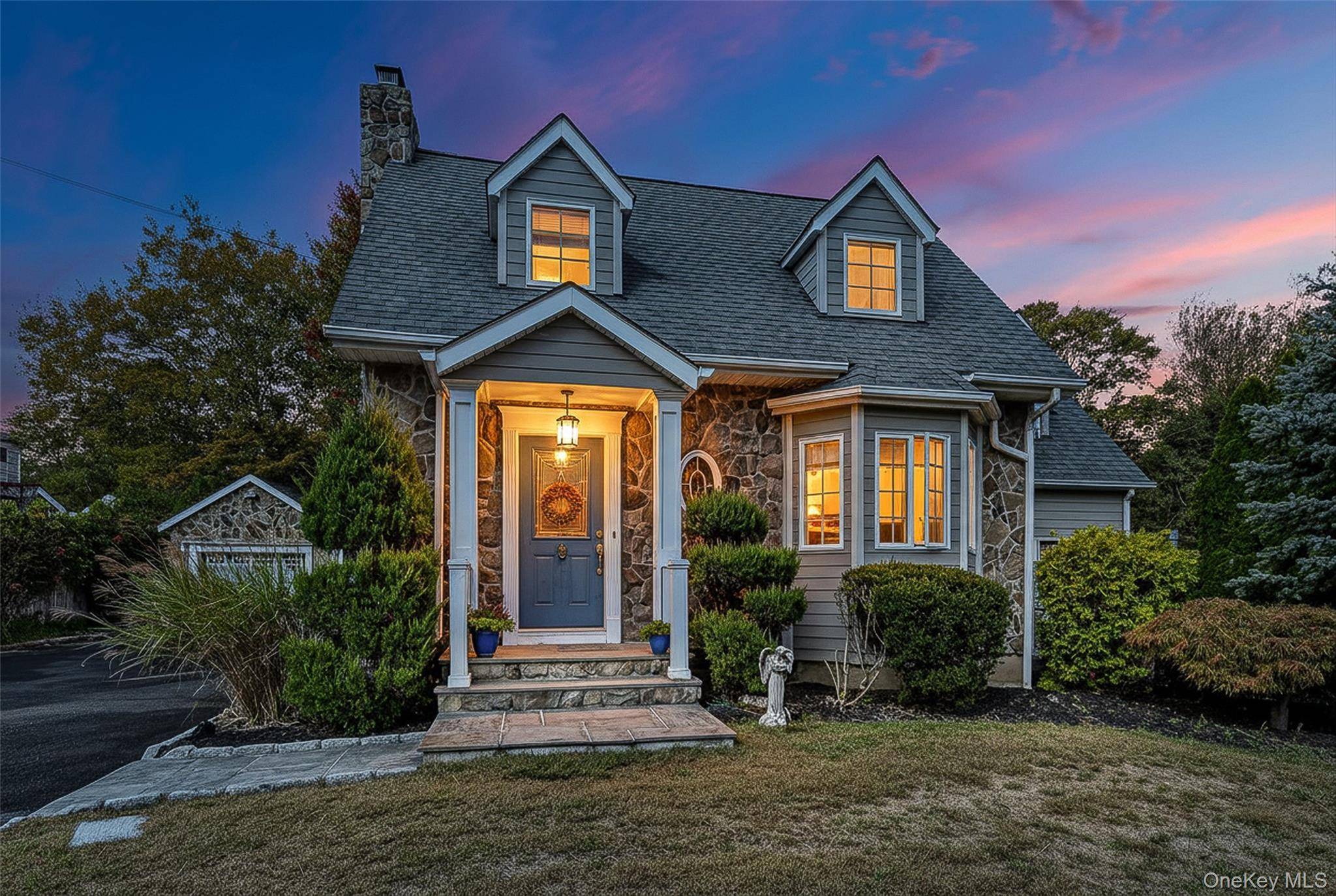 Welcome to this stunning home in the desirable Nauraushaun area of Pearl River.