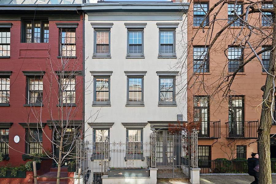 Nestled gracefully within the esteemed enclave known as the Block Beautiful, 144 East 19th Street epitomizes the timeless allure of Gramercy Park.