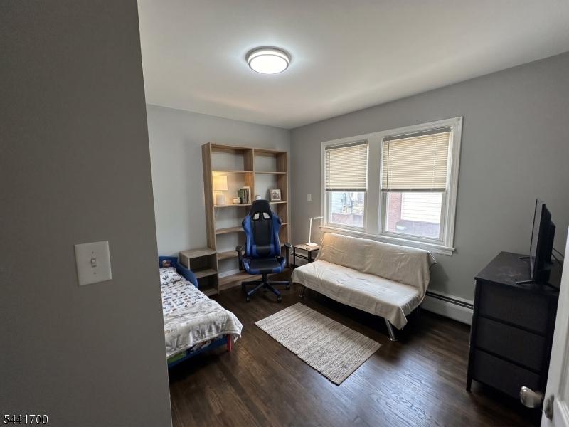 FIRST FLOOR BED 2