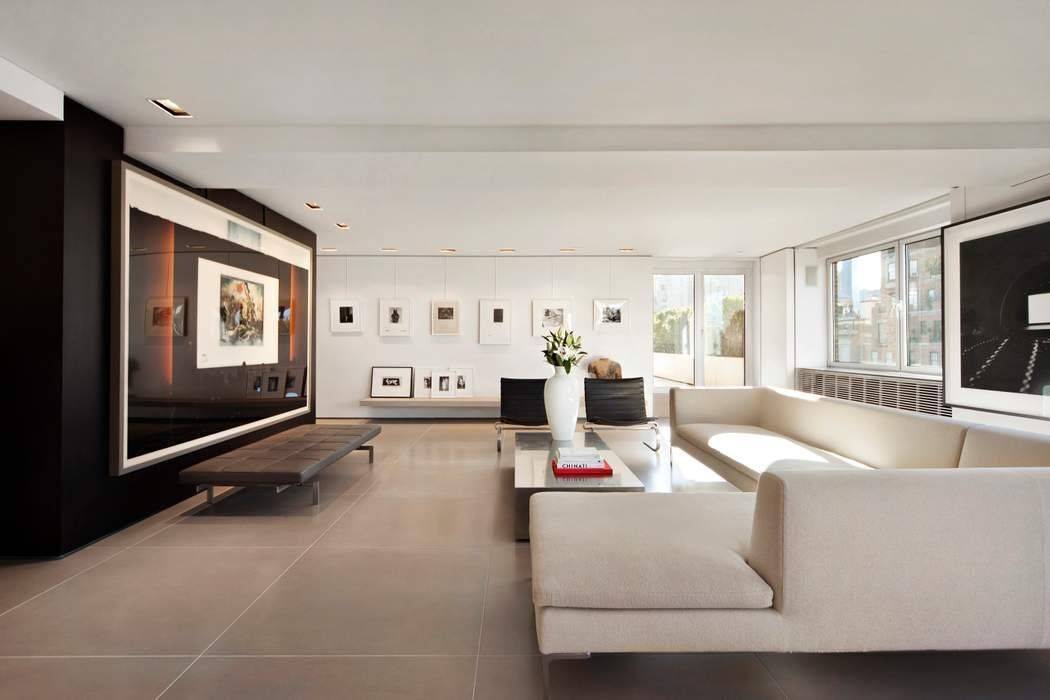 A minimalist masterpiece by Michael Gabellini, FAIA, this very sophisticated and sun flooded residence is surrounded by gorgeous, expansive terraces.