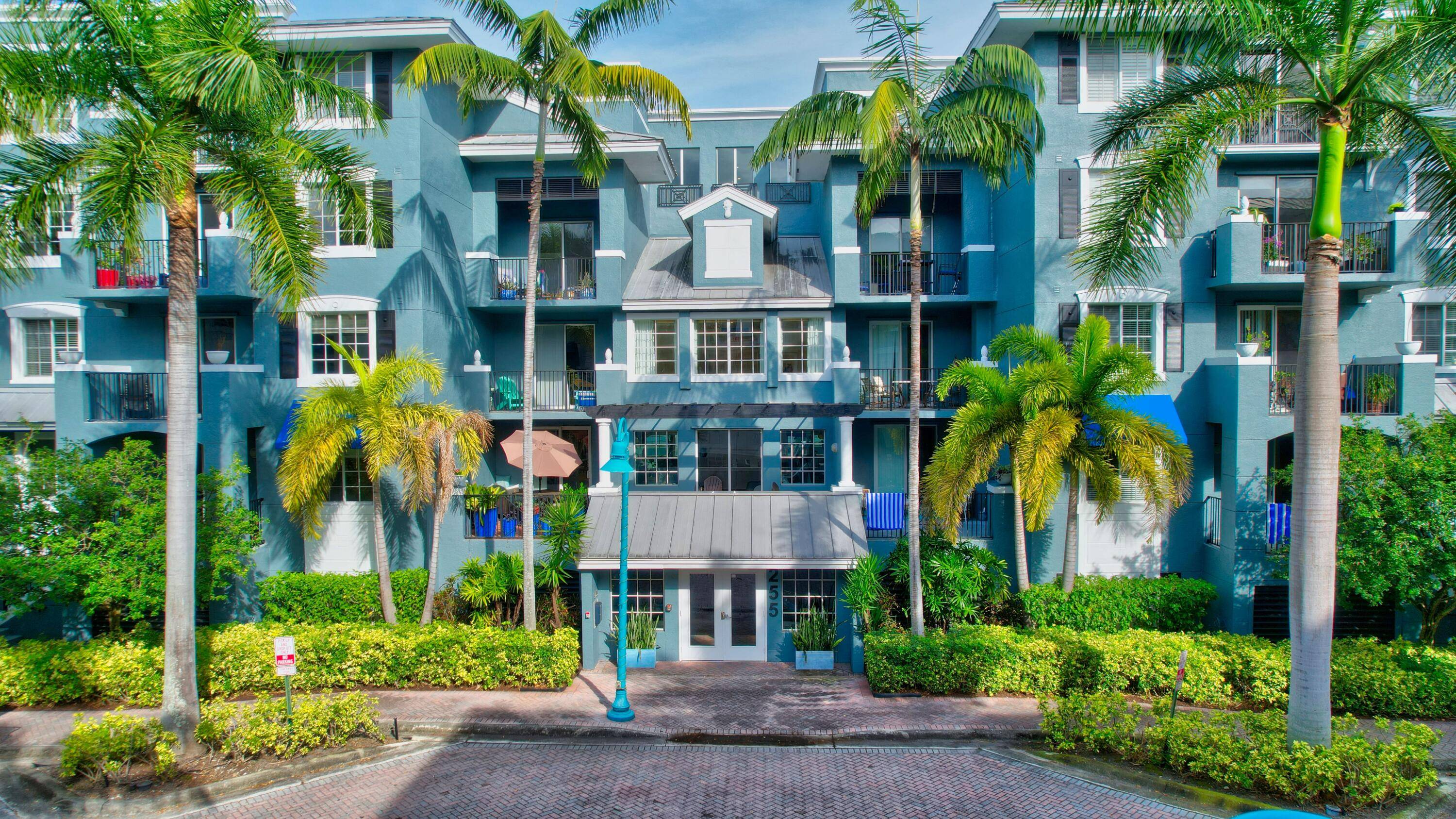 Beautifully furnished 2 2 condo in the heart of Downtown Delray Beach's famous Pineapple Grove !