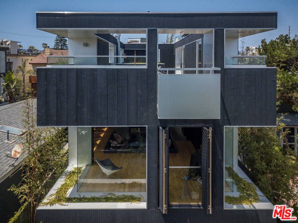 21 27th Ave 3BR Marina Del Rey La