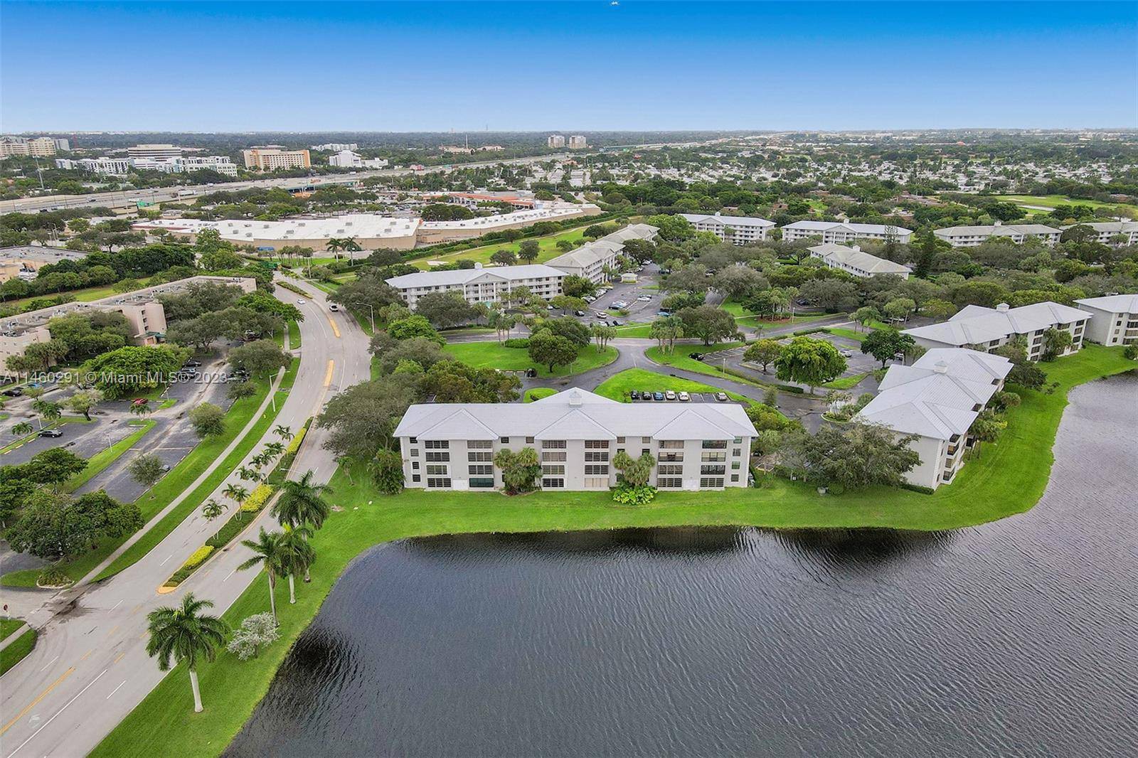 4TH FLOOR WHITEHALL 1 CONDO LOCATED IN THE PRIVATE COUNTRY CLUB COMMUNITY OF PINE ISLAND RIDGE, AN ALL AGE COMMUNITY !