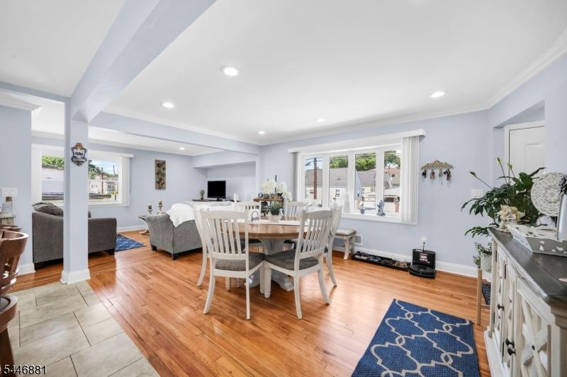 Open Concept Main Floor