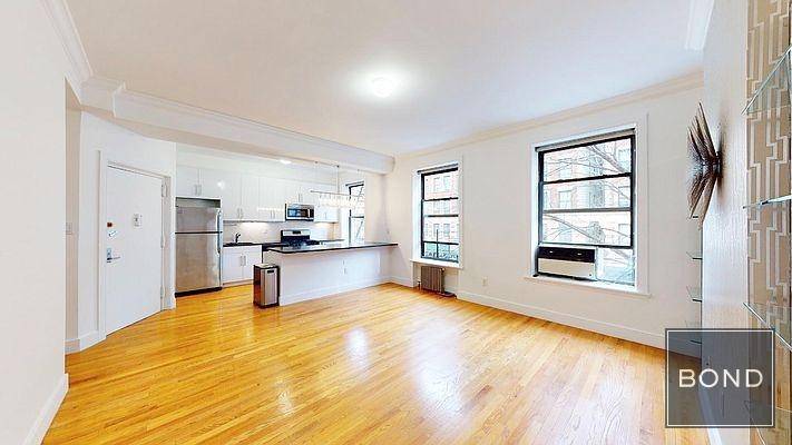 Location Manhattan Avenue and 116th Trains BC at 116th, 2 3 116thABOUT THE APARTMENT Huge 2 bedroom 2 FULL bathroom oasis !