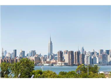 NO FEE. Large two Bedroom with stunning views of the Manhattan Skyline and East River State Park.