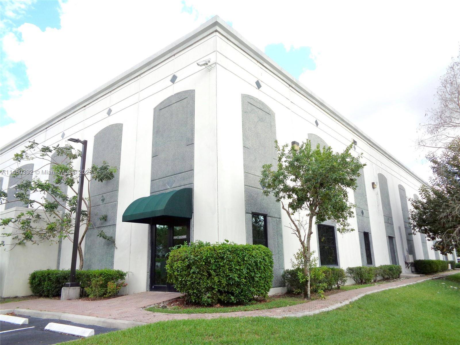 For lease beautiful 3, 292 SF office located at the Sawgrass Local Corporate Park.