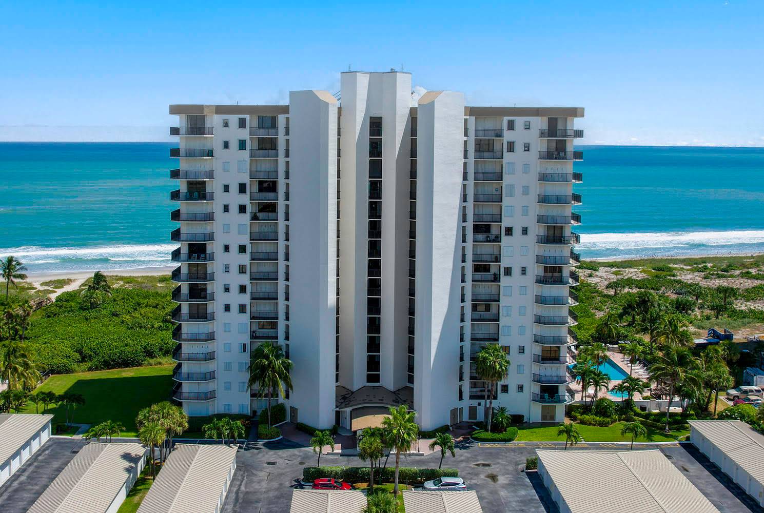 Nature lovers dream. Nestled on the picturesque Hutchinson Island, this exceptional 3 bedroom, 2 bathroom end unit condo is a true gem of coastal living.
