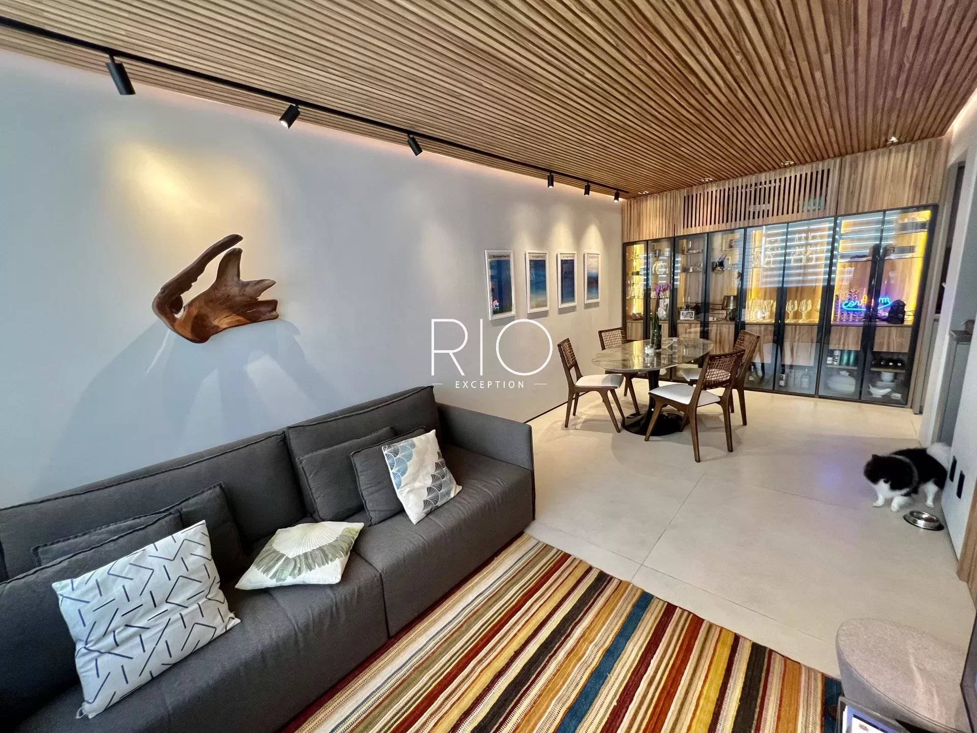 IPANEMA - Beautiful 58m2 apartment sold fully equipped - High-end renovation !