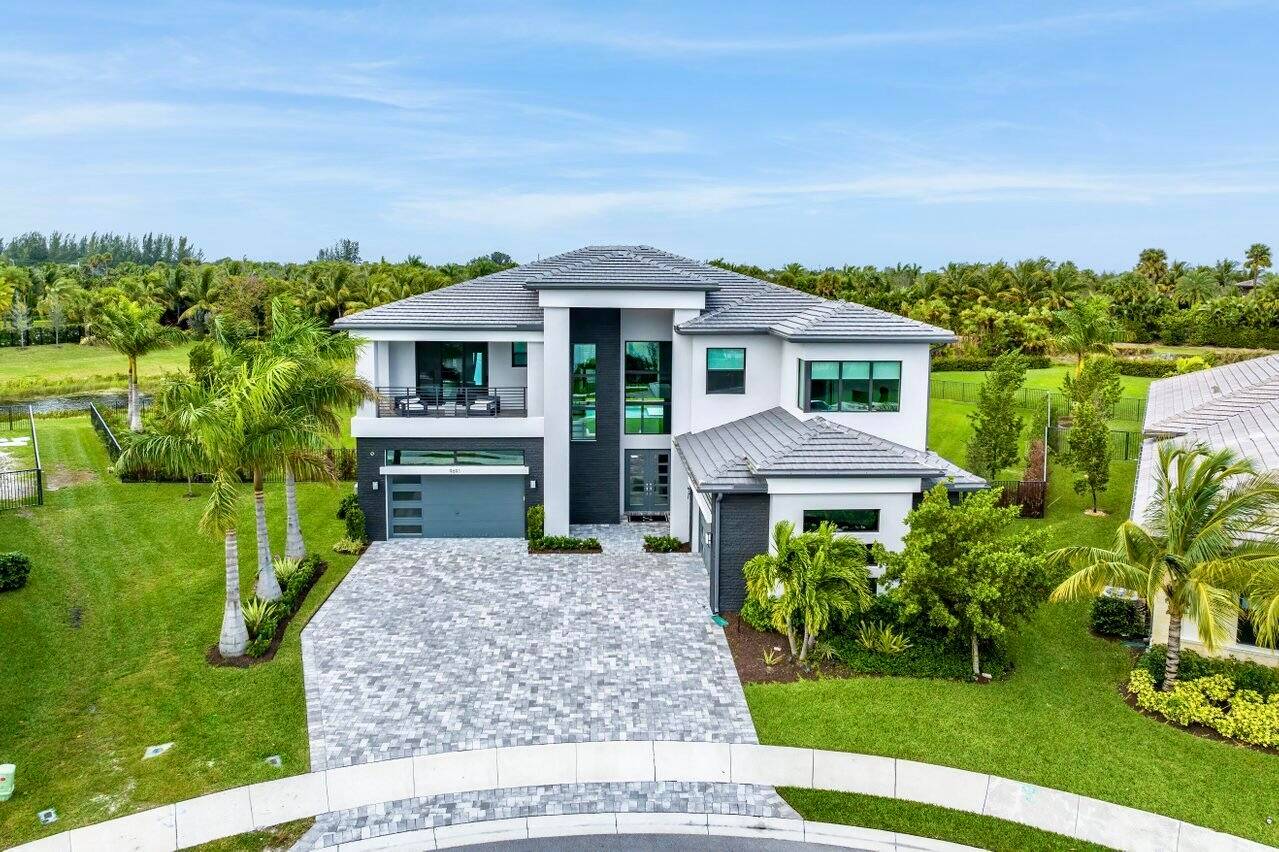 Nestled on one of the largest lots in all of Boca Bridges, over 27, 000 sq ft !