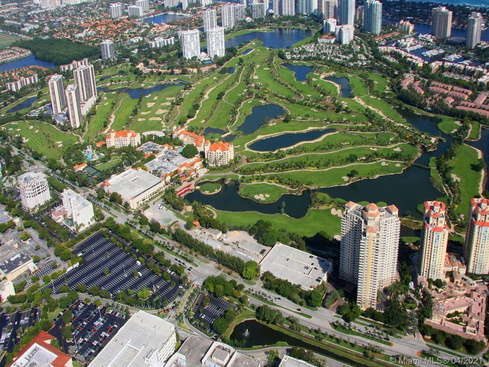 GORGEOUS 2 BED 2 BATH IN THE HEART OF AVENTURA WITH BREATHTAKING VIEWS OF TURNBERRY GOLF COURSE NEXT TO JW MARRIOTT MIAMI TURNBERRY RESORT.