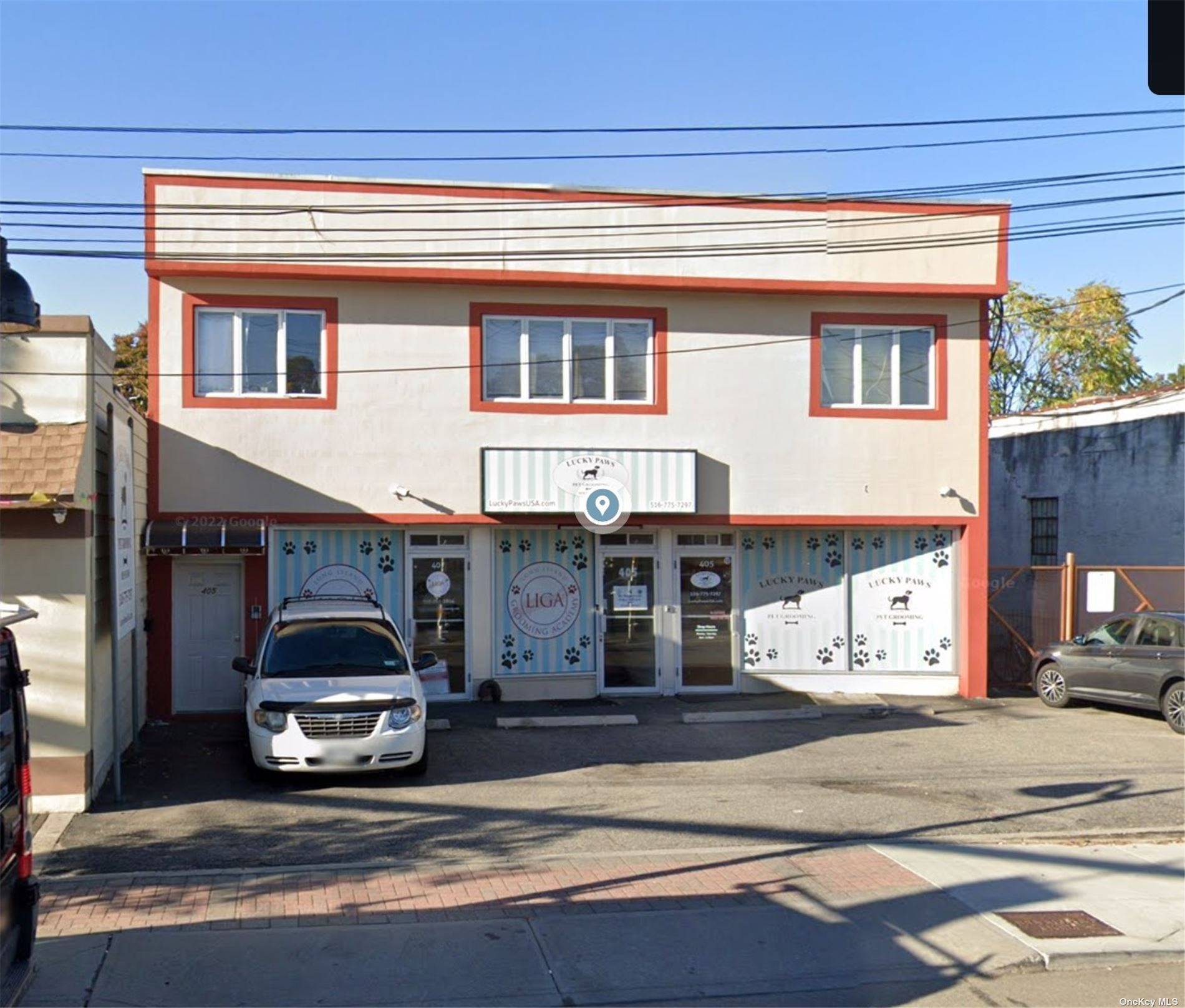 This commercial space in New Hyde Park is not just a place of business ; it's an opportunity to turn your passion for pets into a thriving enterprise.