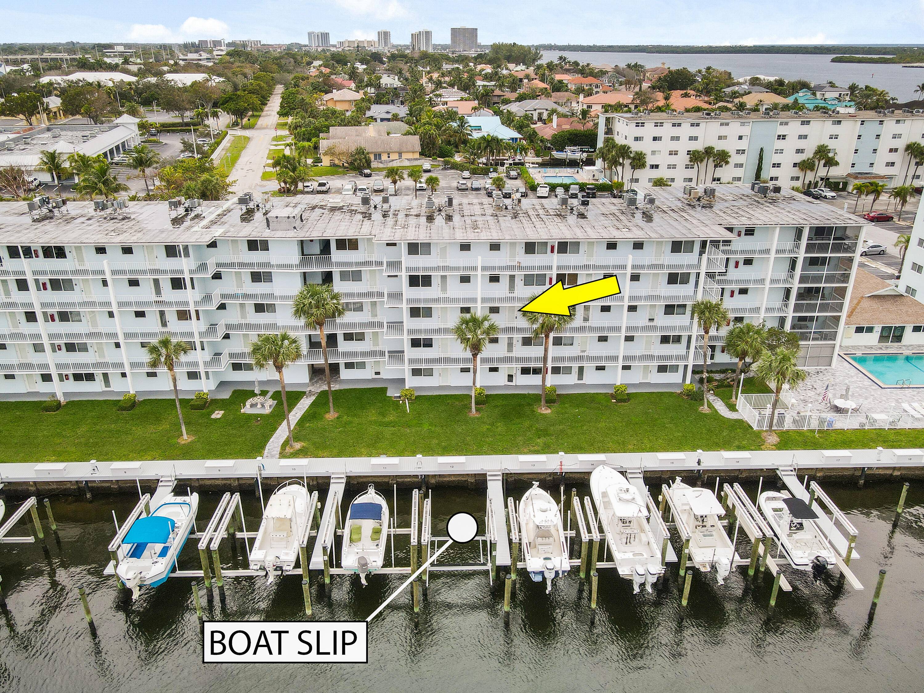 Attention Boaters ! ! Don't miss this opportunity to purchase a rarely available charming 1 bedroom 1 bathroom waterfront condo including a 40 x 16 deeded boat slip with a ...
