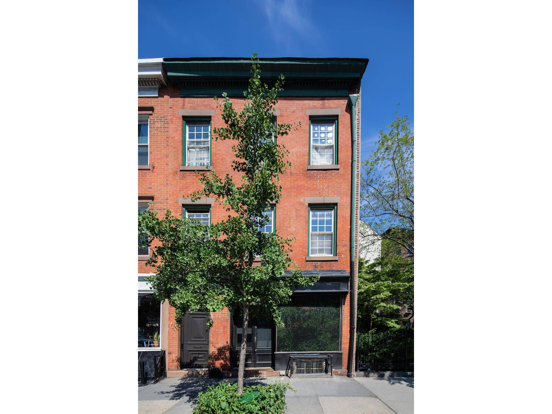 This 5 story, 20' x 30' classic Greek Revival West Village townhome located next door to the beautiful and well loved Jane Street Garden, to which you have a key, ...