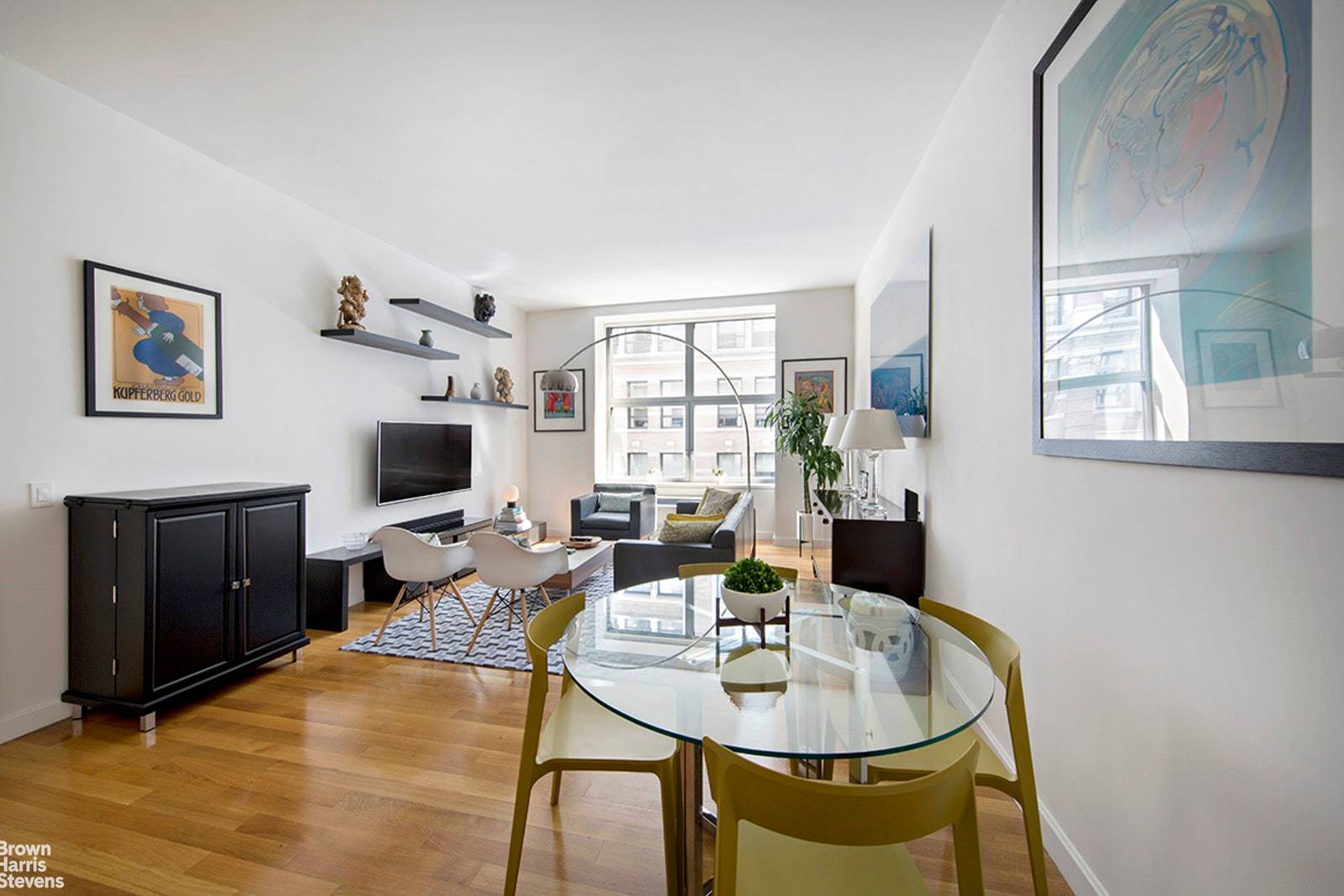 Rarely available ! Elegantly appointed one bedroom 240 Park Avenue South is a luxury condominium building located on 19th street amp ; Park Avenue South.