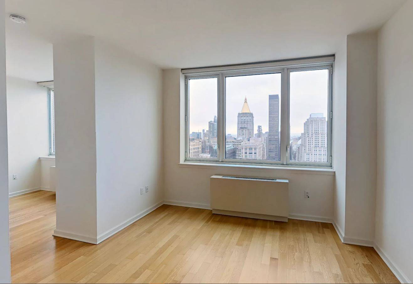 This ALCOVE STUDIO 1BA has incredible skyline views to the east.