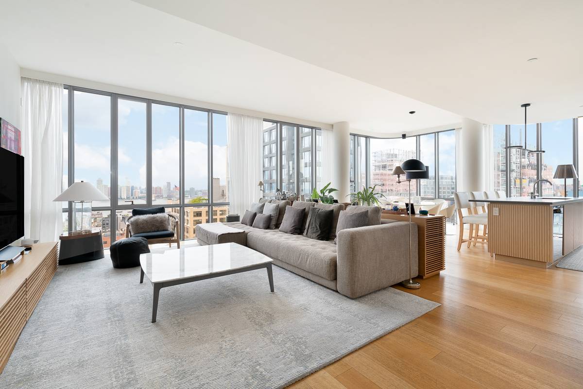 PARKING INCLUDED If Hudson River views are what you're seeking, look no further !