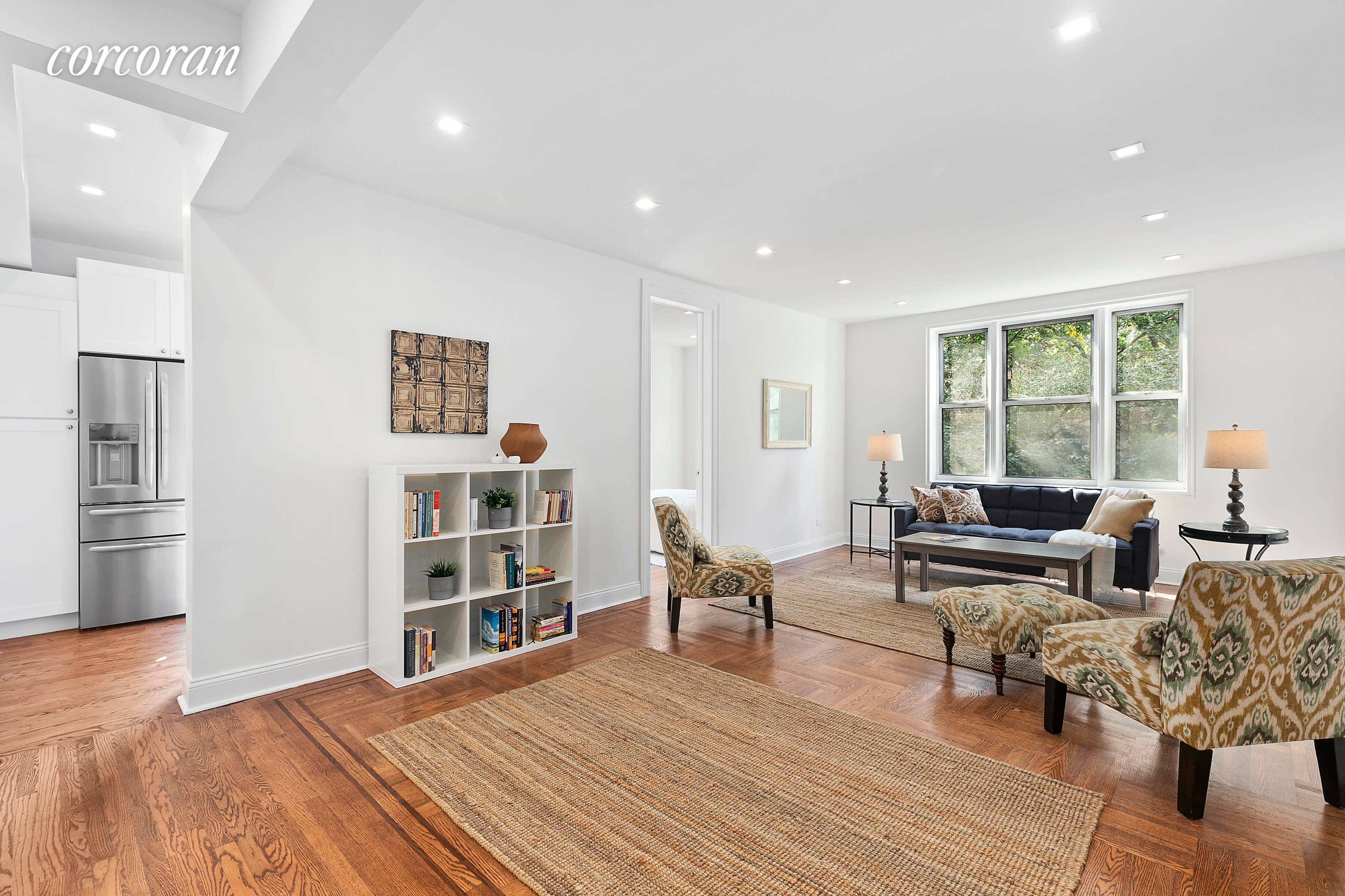 225 Park Place, unit 4C, is an exquisitely renovated, perfectly located TWO BEDROOM coop, sited on the cusp of two of Brooklyn's favorite neighborhoods PROSPECT HEIGHTS and Park Slope.