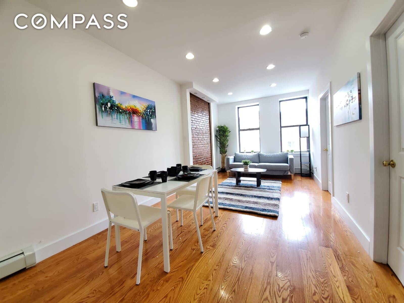 Magnificent 4 Bed 2 Bath, or 3bed Home Office, on beautiful Manhattan Ave in South Harlem Morningside.