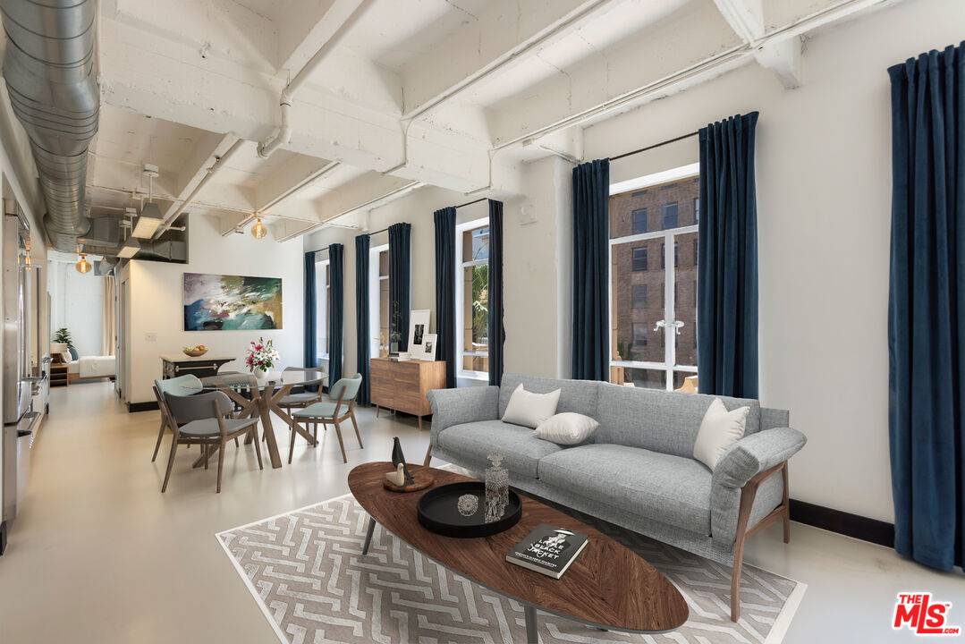 6253   Hollywood Blvd 2BR Hollywood Hills East La