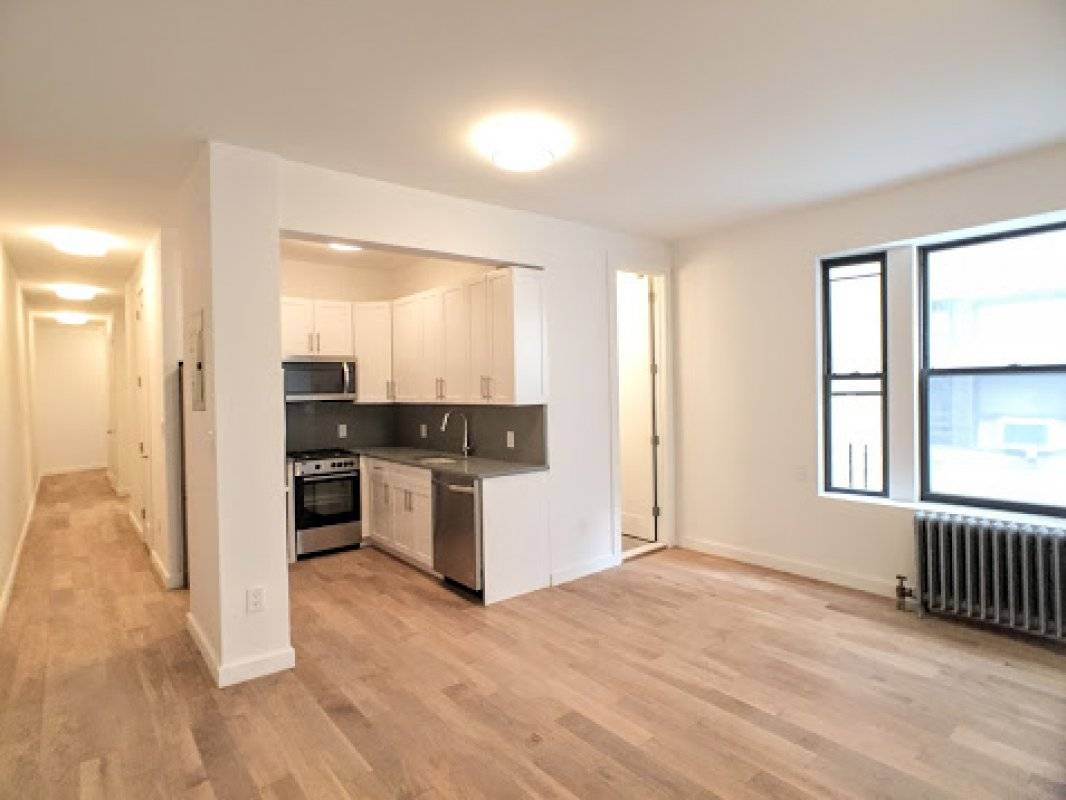 LOCATION 149th St amp ; Broadway SUBWAY Near the 1 Train on Broadway This open concept Hamilton Heights 4 bedroom is designed for those who require space and a place ...