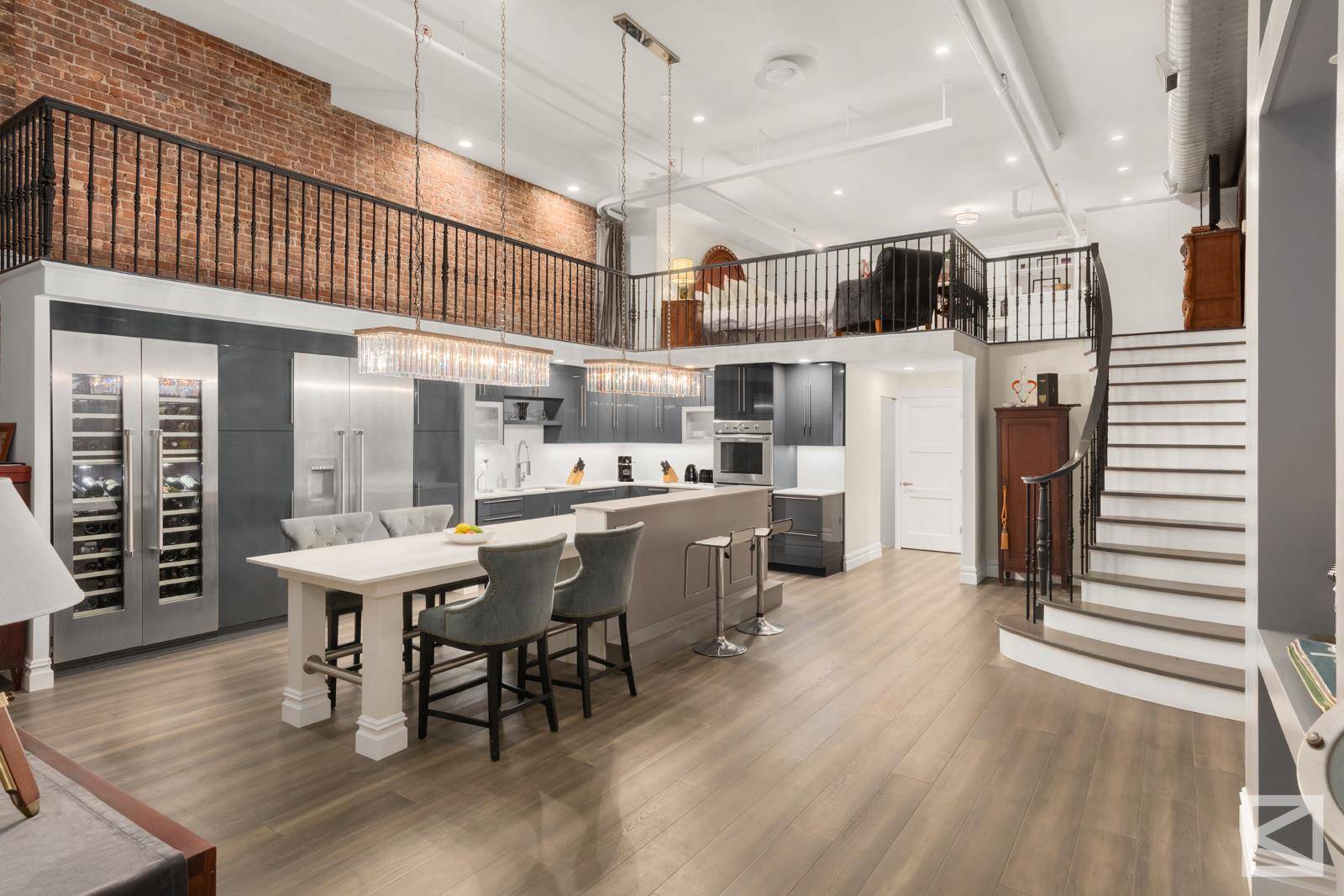Located on one of the most coveted blocks in the heart of SoHo, this well laid out, traditional loft complete with double height ceilings epitomizes quintessential loft living.