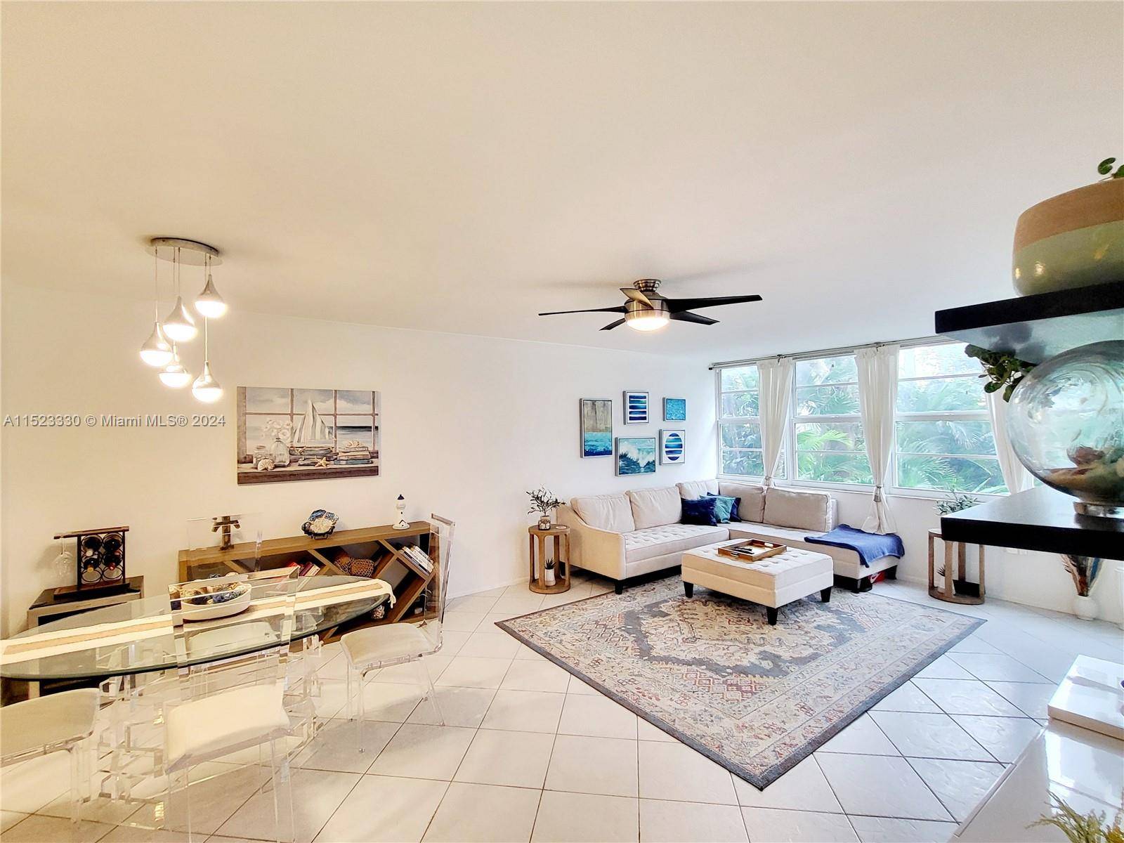 PRIME LOCATION IN THE HEART OF FT LAUDERDALE FIRST FLOOR SPACIOUS 1 1.