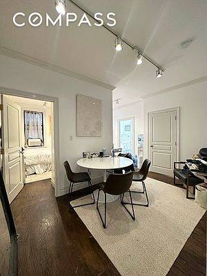 Welcome to 12 Fifth Avenue which is ideally positioned on one of Manhattan s most storied and prestigious blocks.