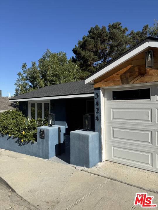 3424   Oak Glen Dr 2BR Hollywood Hills East La