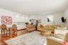 GUESTHOUSE LIVING AREA