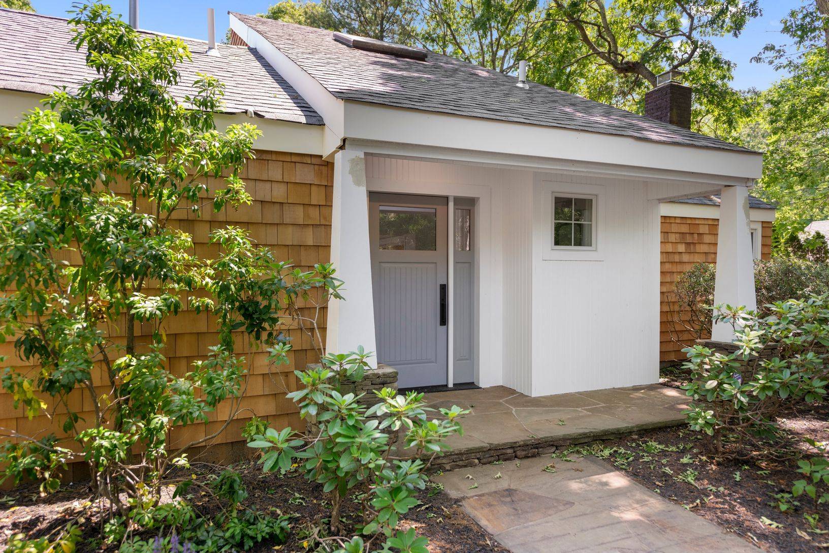 Newly Renovated Sag Harbor Home Close to Village!