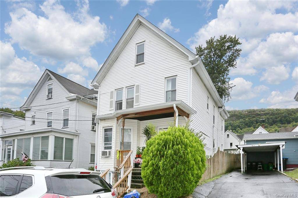 Legal 2 family Duplex in Haverstraw renovated in 2021 !