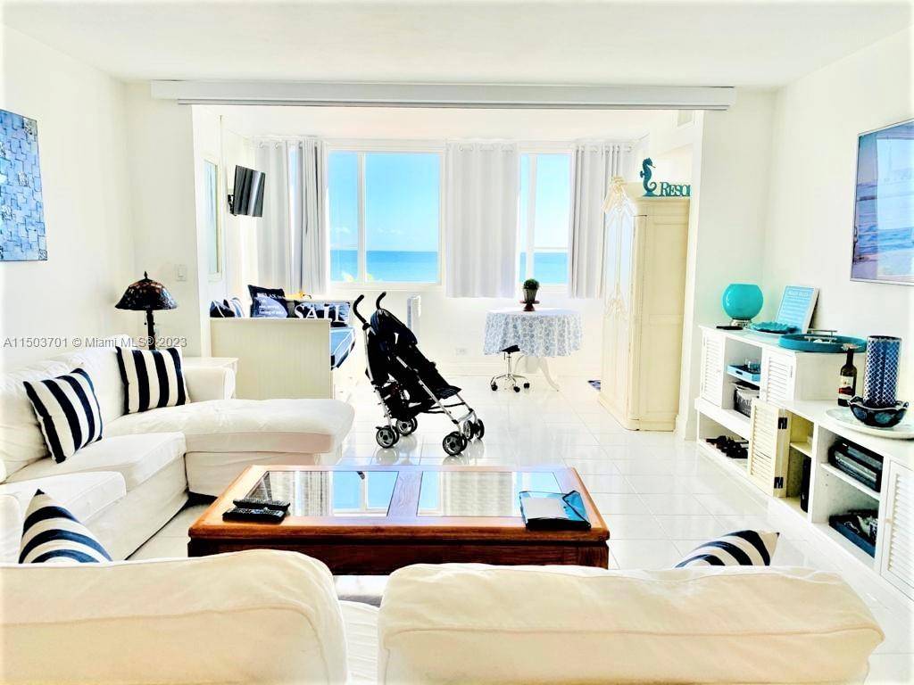 Direct ocean, spacious, bright and cozy unit with balcony, ceramic tiles throughout, nicely furnished, and gorgeous views of the ocean.