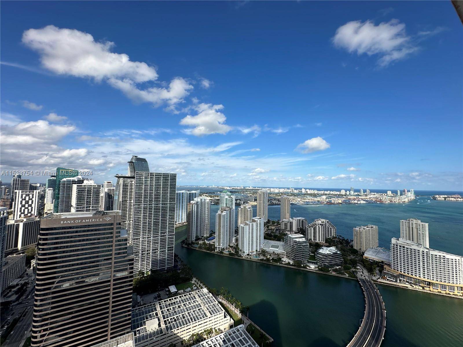 Enjoy this gorgeous 1bd 1bath Penthouse unit located at the PLAZA on BRICKELL with the most amazing breathtaking view from the 54th fl facing towards Biscayne Bay, Brickell Key and ...