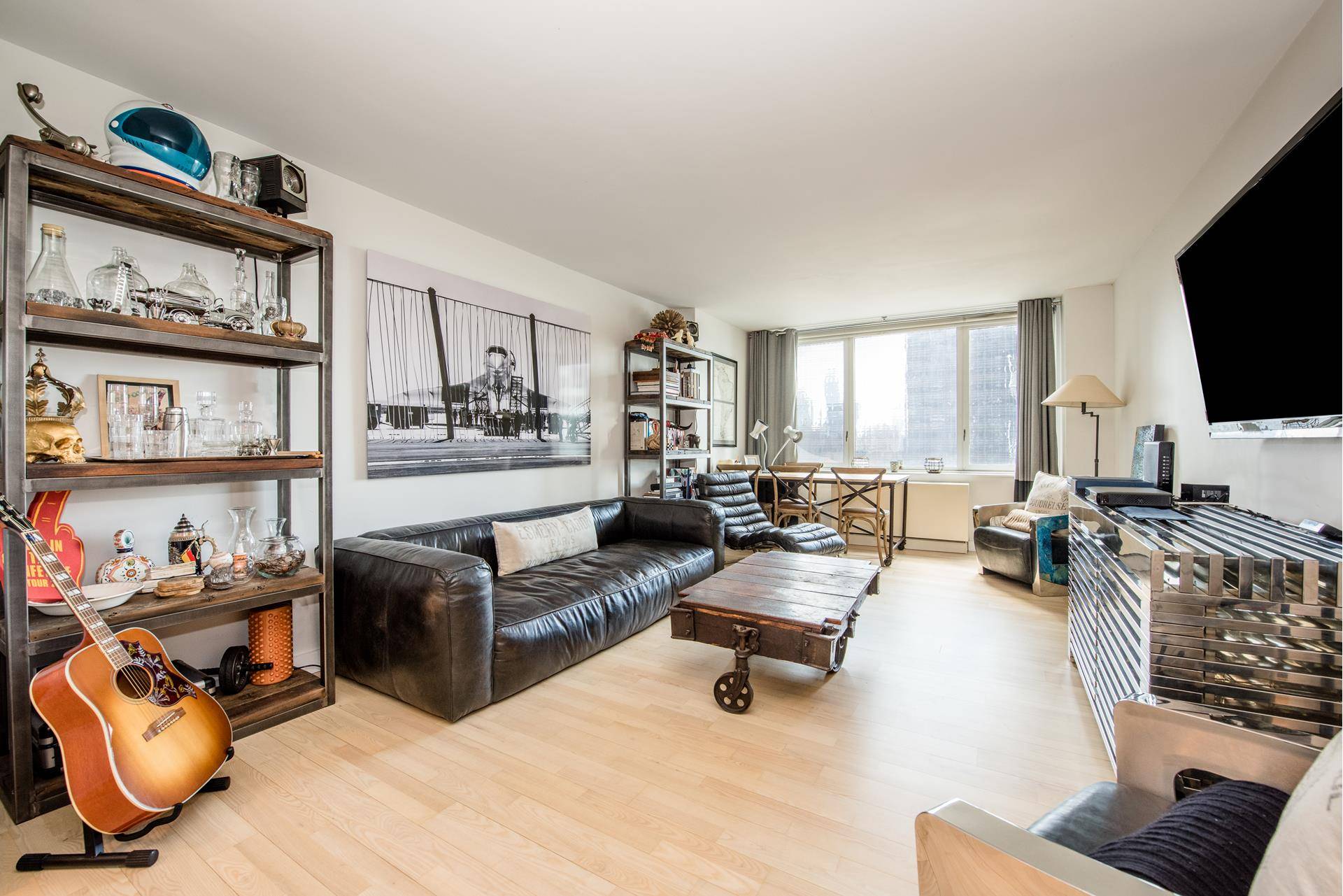 Massive corner one bedroom with direct views of Central Park from all windows on the 33rd floor !