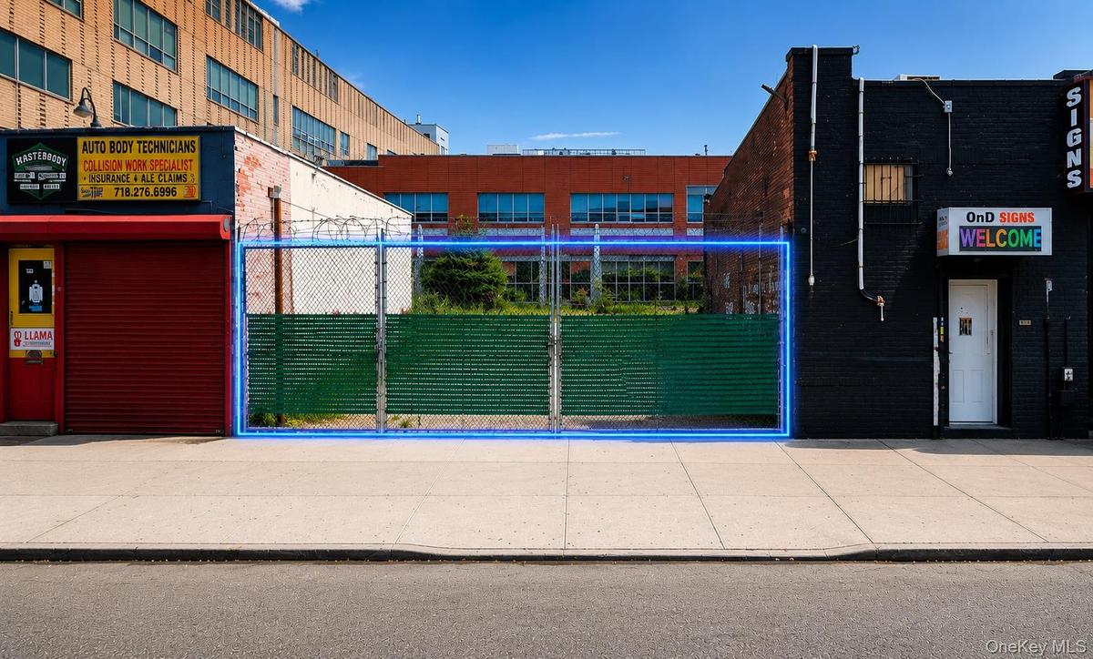 Vacant lot ready to be redeveloped